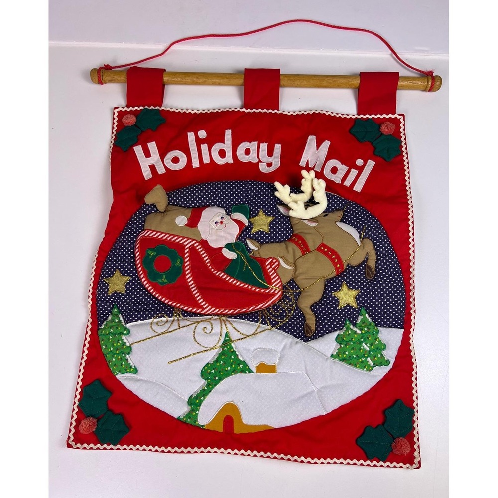 Vintage Holiday Mail Christmas Wall‎ Hanging Santa Sleigh Quilted  16x20